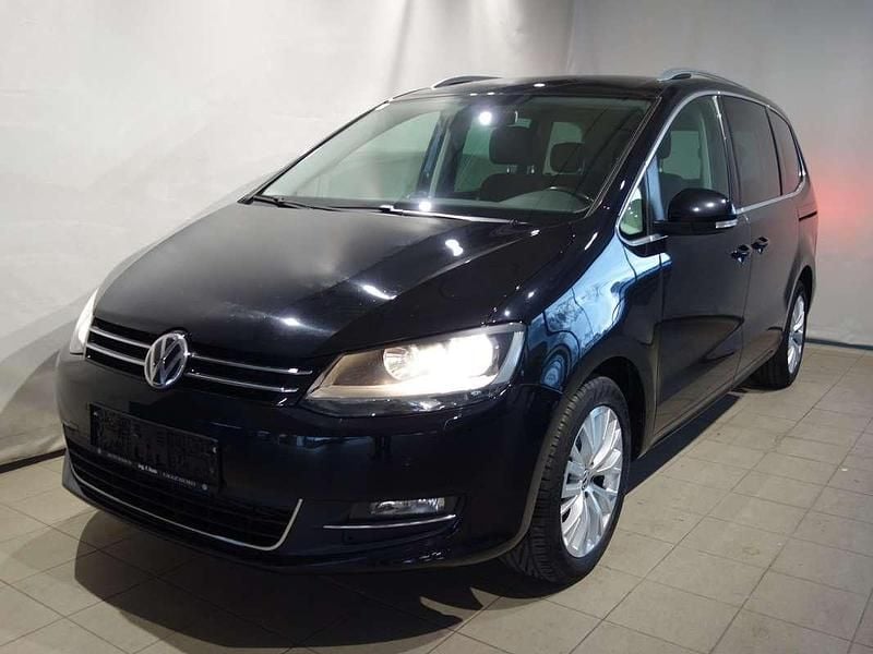 Schwarz Gebraucht 2016 VW Sharan Highline Van / Kleinbus | € 19.990 - Bild 1/4