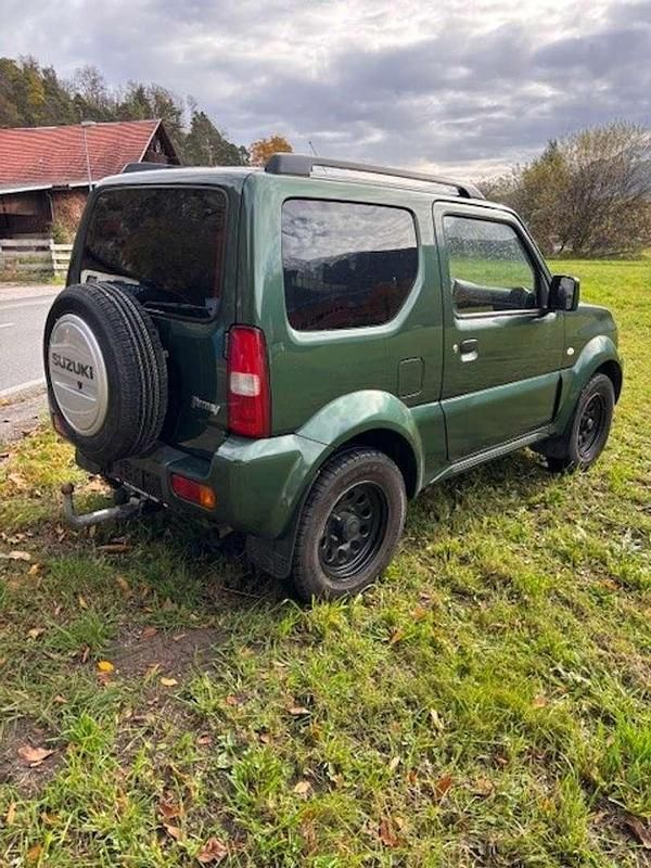Gebraucht Suzuki Jimny 86 PS (63 kW) 2015 Grün SUV