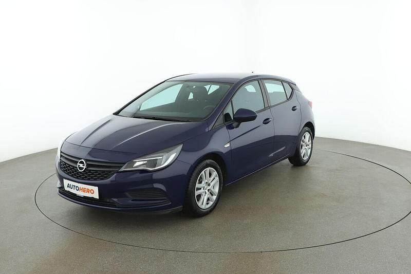 Blau Gebraucht 2017 Opel Astra Limousine | € 9.190 (Guter Preis) - Bild 1/3