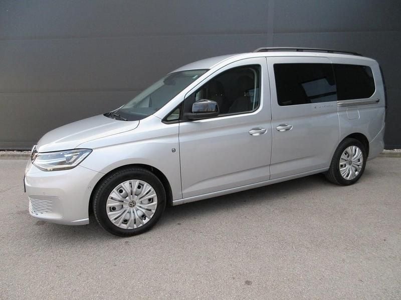 Gebraucht VW Caddy Maxi California 122 PS (89 kW) 2022 Silber  metallic Van / Kleinbus
