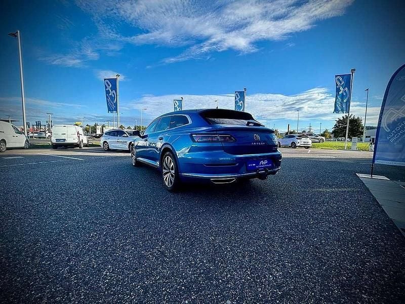 Gebraucht VW Arteon Elegance 156 PS (114 kW) 2021 Blau Kombi
