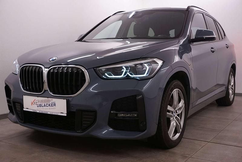 Gebraucht BMW X1 M Sport 125 PS (91 kW) 2020 Grau SUV