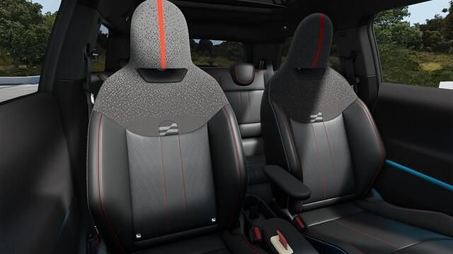 Gebraucht Mini Cooper SE 160 kW (218 PS) 2025 Schwarz Kleinwagen