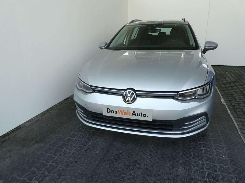 Gebraucht VW Golf VIII Life 116 PS (85 kW) 2023 Silber  metallic Kombi