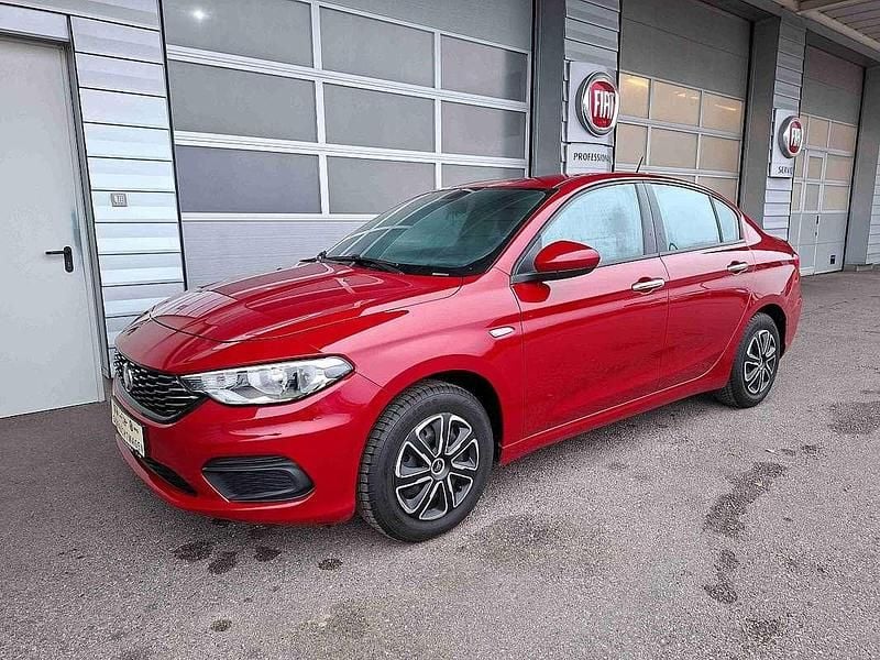 Grau Gebraucht 2016 Fiat Tipo Easy Limousine | € 6.990 (Superpreis) - Bild 1/4