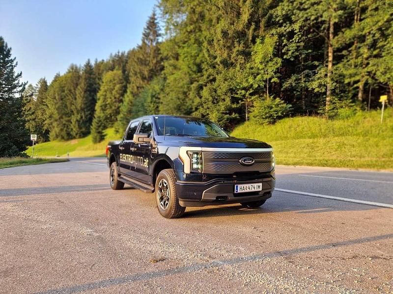 Gebraucht Ford F-150 XLT 336 kW (458 PS) 2024 Blau Abholung