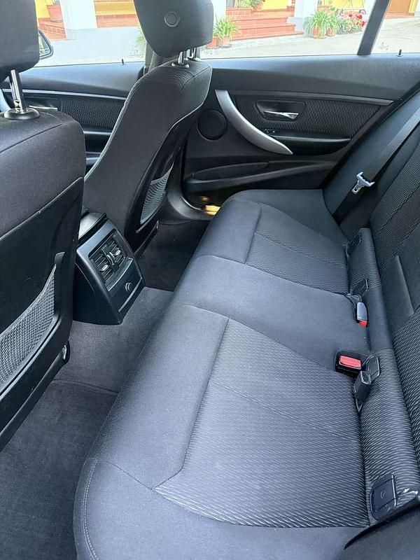 Gebraucht BMW 318 143 PS (105 kW) 2014