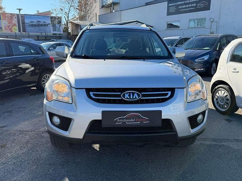 Gebraucht Kia Sportage Active 141 PS (103 kW) 2010 Silber SUV
