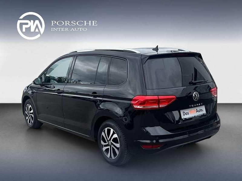 Gebraucht VW Touran Comfortline 150 PS (110 kW) 2022 Schwarz  metallicperleffektno Van / Kleinbus