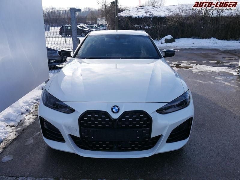 Gebraucht BMW 440 M Sport 374 PS (275 kW) 2023 Mineralweiss metallic Coupé