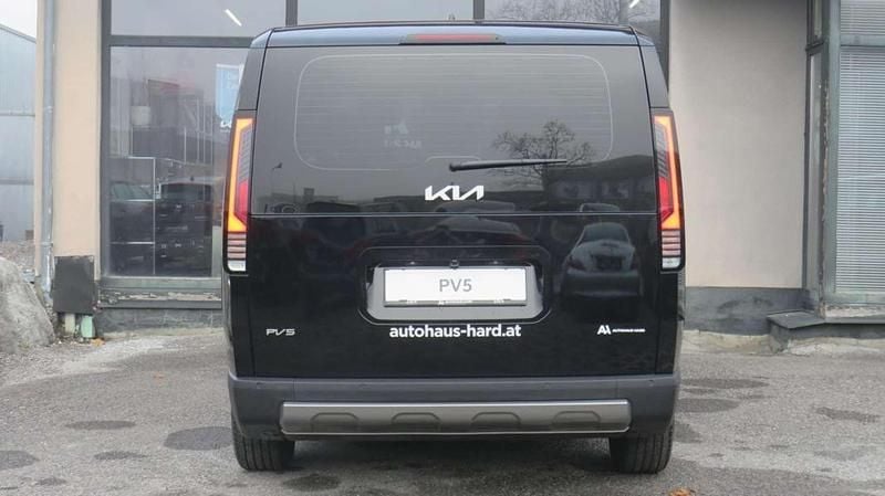 Neu Kia PV5 Plus 119 kW (163 PS) 2025 Schwarz Van / Kleinbus