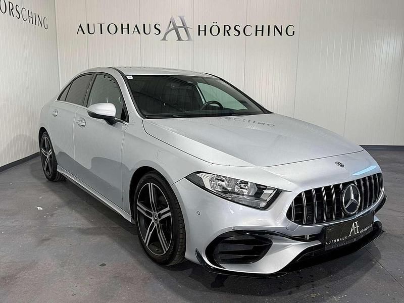 Silber Gebraucht 2020 Mercedes A180 Limousine | € 22.999 (Fairer Preis) - Bild 1/4