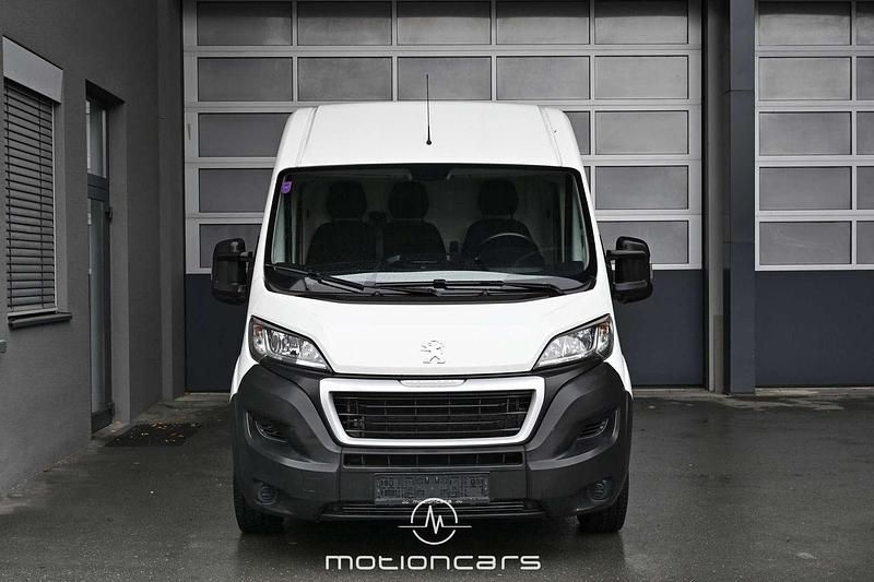 Gebraucht Peugeot Boxer S 165 PS (121 kW) 2021 Weiß Van