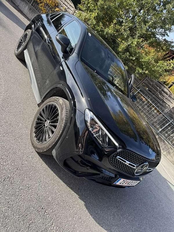 Gebraucht 2025 Mercedes GLC300e Edition Coupé | € 68.500 (Guter Preis) - Bild 1/4