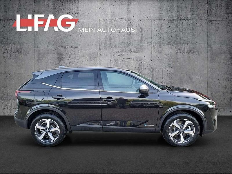 Gebraucht Nissan Qashqai N-Connecta 190 PS (139 kW) 2024 Schwarz SUV