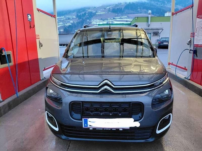Gebraucht Citroën Berlingo 131 PS (96 kW) 2020 Grau Van / Kleinbus
