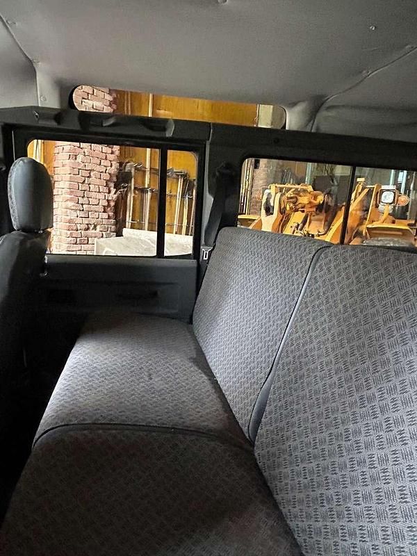 Gebraucht Land Rover Defender 122 PS (89 kW) 2000 Grün SUV