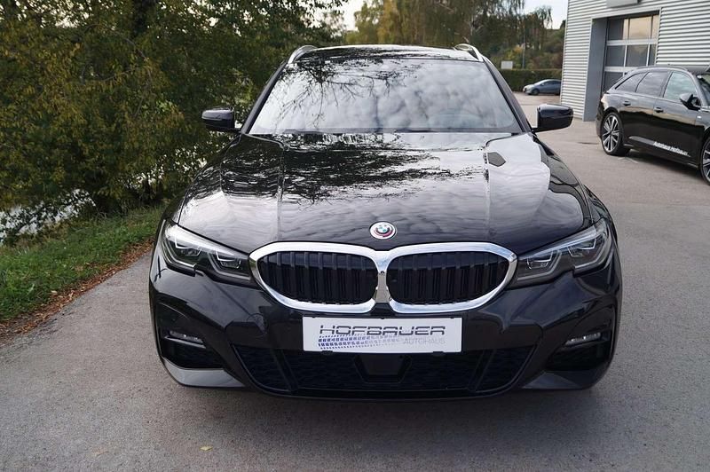 Gebraucht BMW 330e 252 PS (185 kW) 2022 Schwarz Kombi
