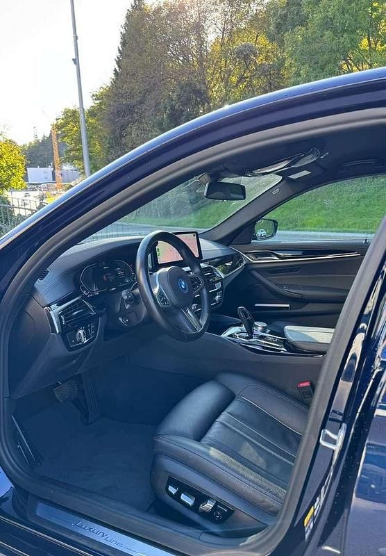 Gebraucht BMW 530 Luxury Line 184 PS (135 kW) 2022 Limousine