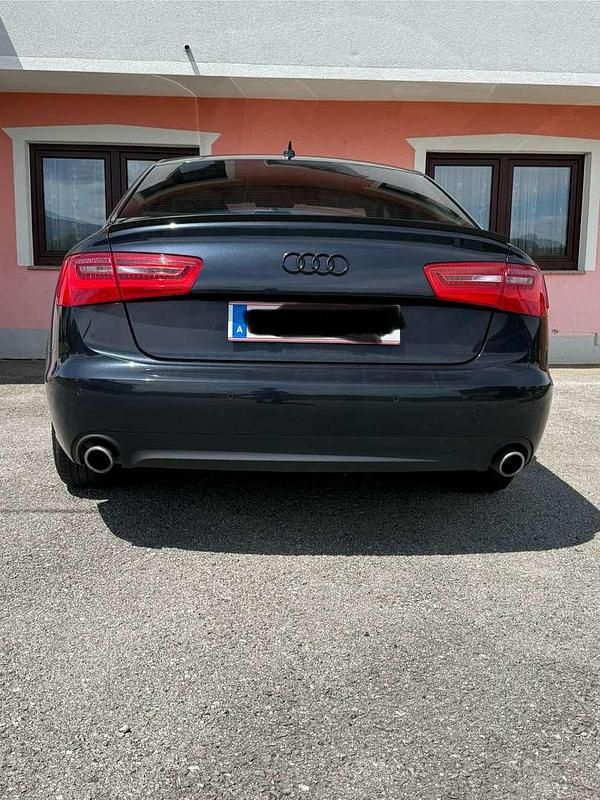 Gebraucht Audi A6 Sport 204 PS (150 kW) 2014 Blau Limousine