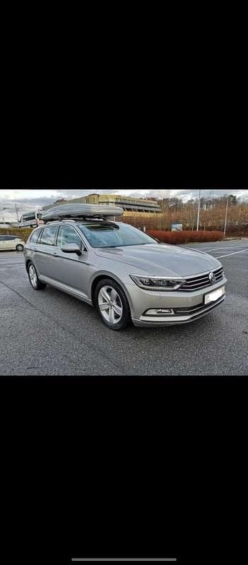 Gebraucht VW Passat 105 PS (77 kW) 2010 Kombi