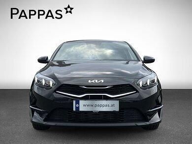 Neu Kia Ceed Silver 140 PS (102 kW) 2025 Black pearl Kleinwagen