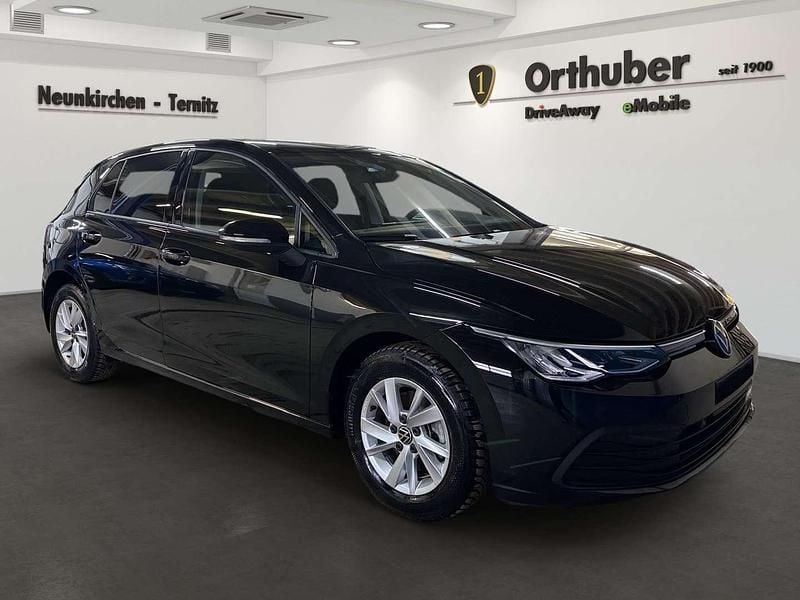Gebraucht VW Golf VIII 131 PS (96 kW) 2024 Schwarz Limousine