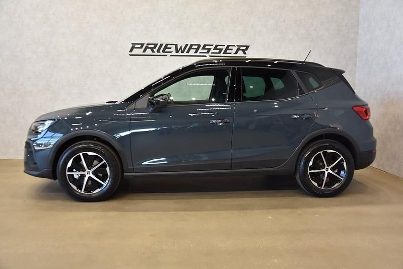 Gebraucht Seat Arona Style 115 PS (84 kW) 2026 Dunkelblau  normal SUV