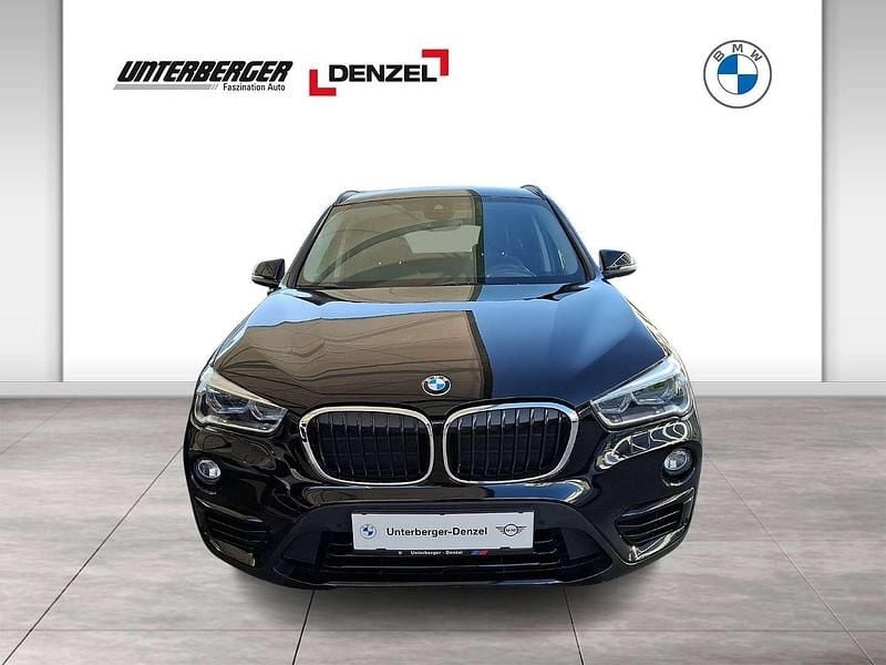 Gebraucht BMW X1 Sport Line 150 PS (110 kW) 2017 Schwarz SUV