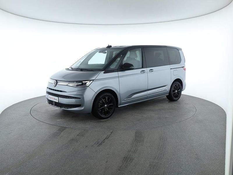 Gebraucht VW Multivan Edition 218 PS (160 kW) 2023 Silber  metallic Van