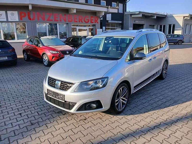 Gebraucht Seat Alhambra 4Drive 177 PS (130 kW) 2020 Silber  metallic Van / Kleinbus