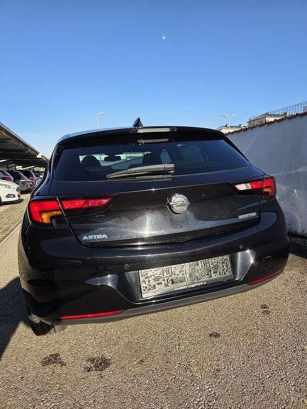 Gebraucht Opel Astra 105 PS (77 kW) 2017 Schwarz Kleinwagen