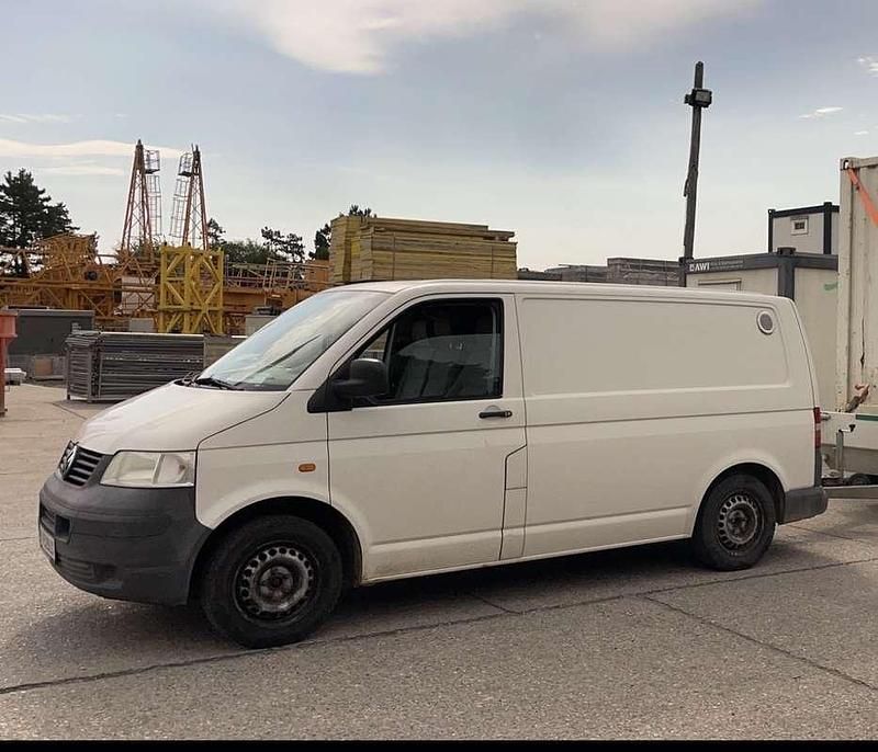 Gebraucht VW T5 105 PS (77 kW) 2006 Van