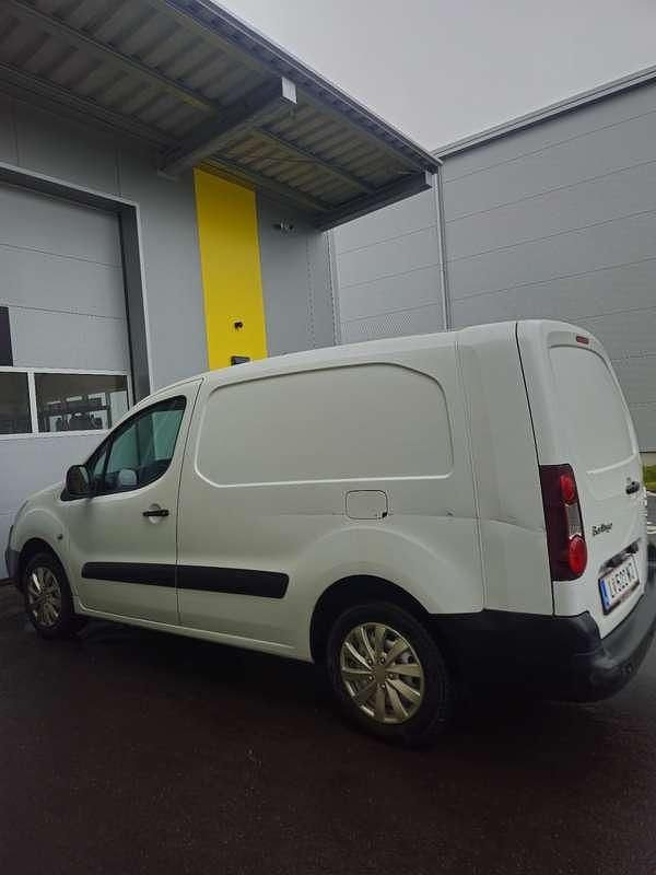 Gebraucht Citroën Berlingo 99 PS (72 kW) 2017 Weiß Van / Kleinbus