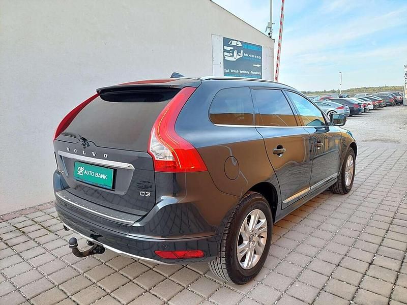 Gebraucht Volvo XC60 Momentum 136 PS (100 kW) 2014 Grau SUV