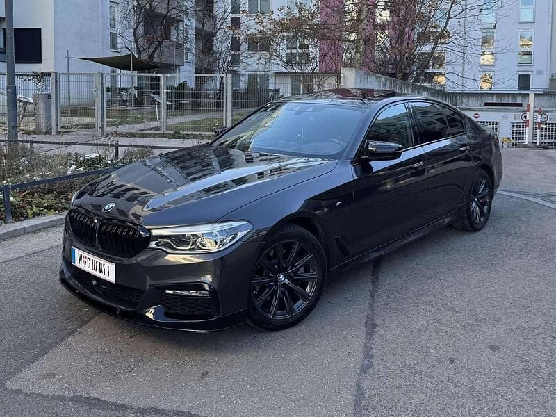 Gebraucht BMW 520 M Sport 190 PS (139 kW) 2017 Grau Limousine