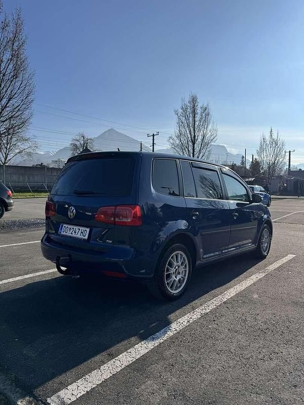 Gebraucht VW Touran Comfortline 105 PS (77 kW) 2012 Van / Kleinbus