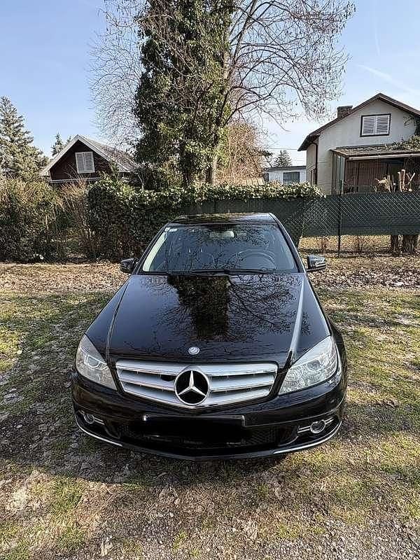 Gebraucht Mercedes C180 Elegance 120 PS (88 kW) 2011 Limousine