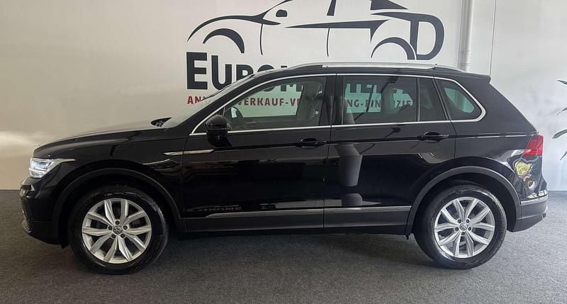 Gebraucht VW Tiguan Life 150 PS (110 kW) 2021 Schwarz SUV