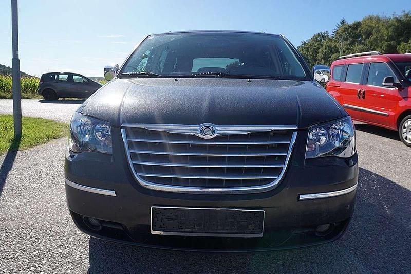 Gebraucht Chrysler Voyager Limited 163 PS (119 kW) 2008 Schwarz Van / Kleinbus