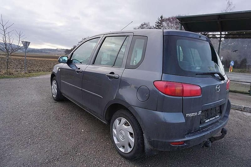 Gebraucht Mazda 2 68 PS (50 kW) 2005 Grau Kleinwagen