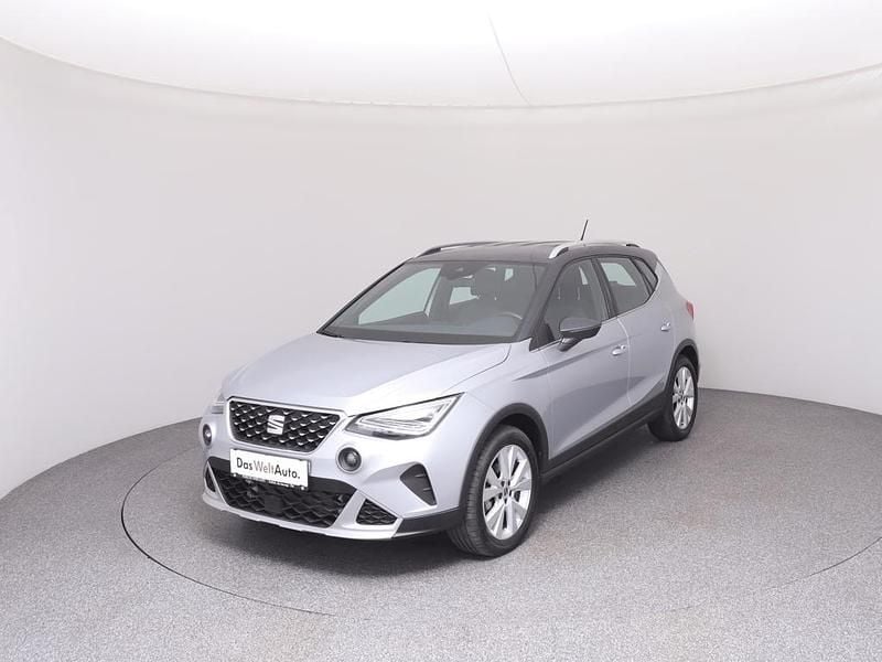 Silber metallic Gebraucht 2024 Seat Arona Xperience SUV | € 22.490 (Fairer Preis) - Bild 1/4