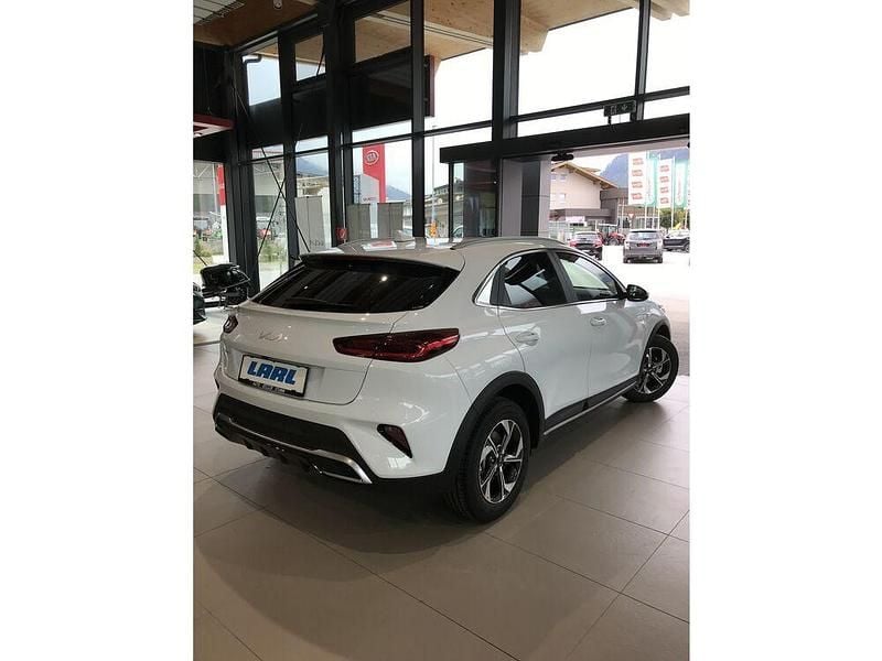 Neu Kia XCeed Silver 116 PS (85 kW) 2025 SUV