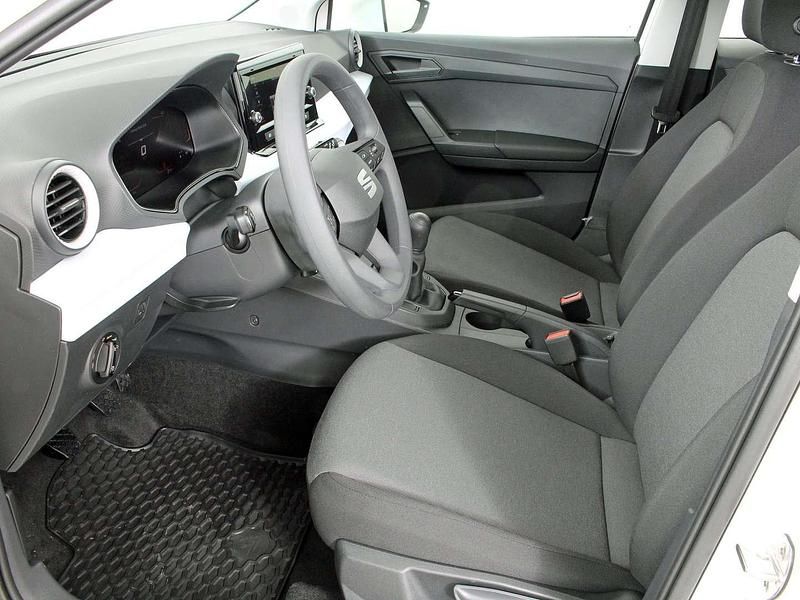 Neu Seat Arona Reference 95 PS (69 kW) 2025 Weiß SUV