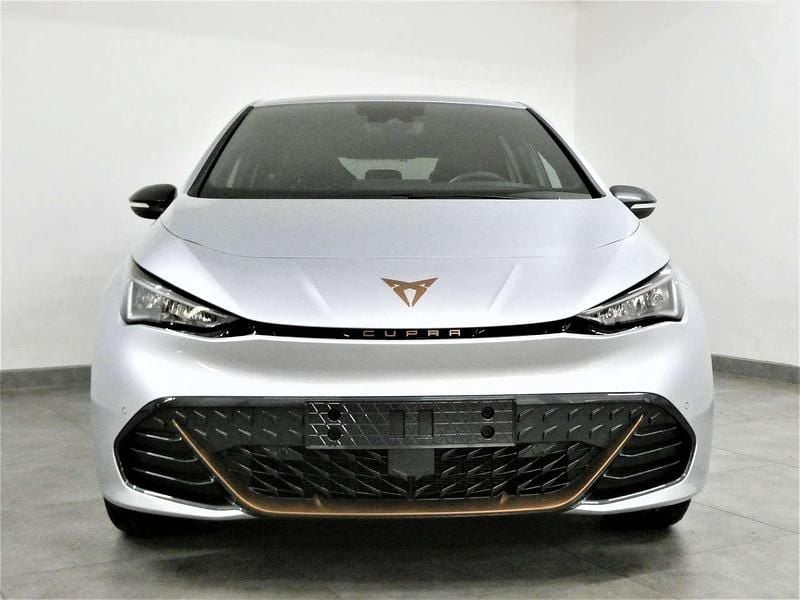Gebraucht Cupra Born e-Boost 169 kW (231 PS) 2023 Silber Kleinwagen