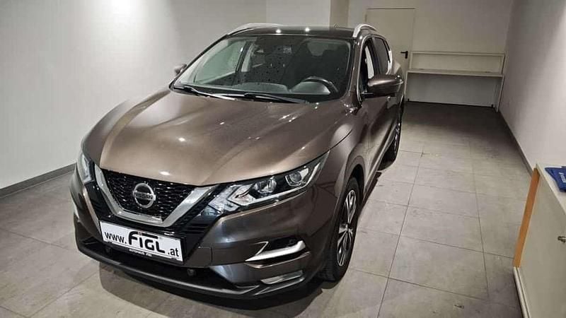 Gebraucht Nissan Qashqai Zama 158 PS (116 kW) 2020 Braun SUV