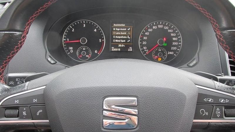 Gebraucht Seat Alhambra FR 184 PS (135 kW) 2018 Weiss  normal Van / Kleinbus