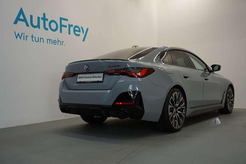 Gebraucht BMW 440 M Sport 374 PS (275 kW) 2023 Grau Coupé