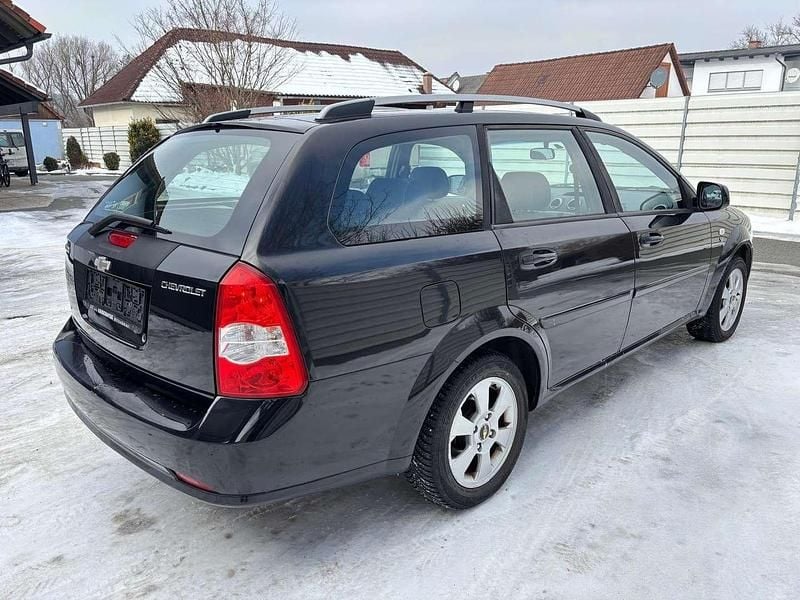 Gebraucht Chevrolet Nubira 109 PS (80 kW) 2010 Schwarz Kombi