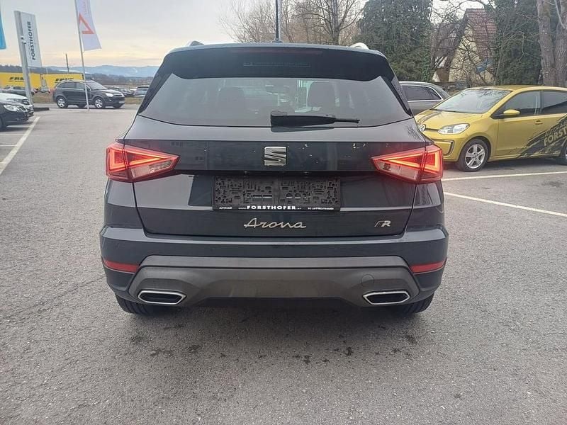 Neu Seat Arona FR 115 PS (84 kW) 2025 Dunkelblau  normal SUV